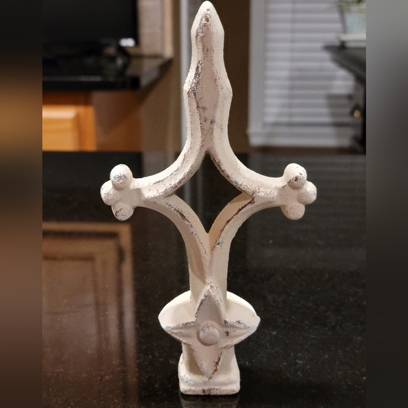 (3) Decorative Finials